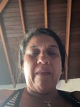 siri duque online show from April 14, 9:54 pm