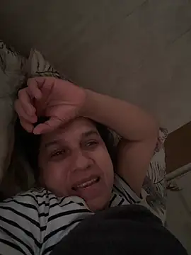 Snapshot of siri_duque chatting on April 30, 1:39 pm siri duque online show from April 30, 1:39 pm