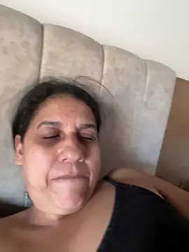Snapshot of siri_duque chatting on May 15, 4:58 pm siri duque online show from May 15, 4:58 pm