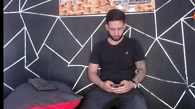 Snapshot of maxXximo777 chatting on December 3, 6:49 pm maxXximo777 online show from December 3, 6:49 pm