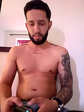 Snapshot of maxXximo777 chatting on January 6, 9:22 pm maxXximo777 online show from January 6, 9:22 pm