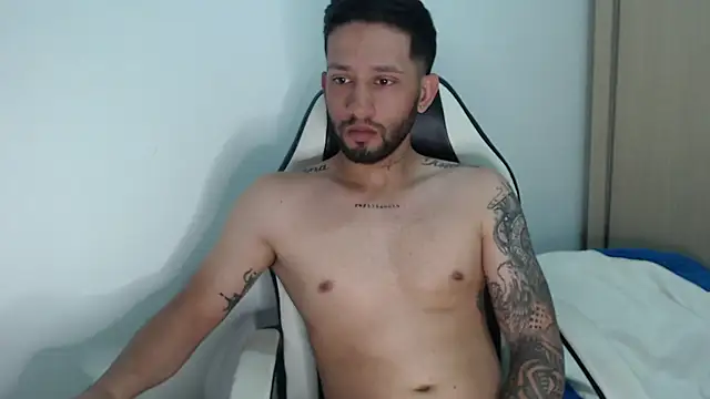 Snapshot of maxXximo777 chatting on February 26, 5:50 pm maxXximo777 online show from February 26, 5:50 pm