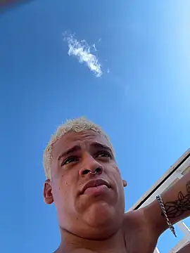 Leo bunny hot online show from November 6, 7:26 pm