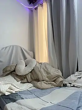 Leo bunny hot online show from November 29, 7:17 pm