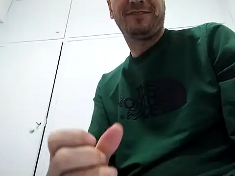 Snapshot of kopgelhadi chatting on December 17, 7:48 pm kopgelhadi online show from December 17, 7:48 pm