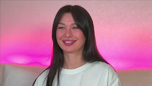 AlexandraBloom online show from January 19, 5:05 am