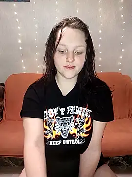 Snapshot of Aria__Dark chatting on December 10, 11:51 pm Aria  Dark online show from December 10, 11:51 pm