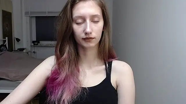 LUNA delight online show from December 3, 6:32 am