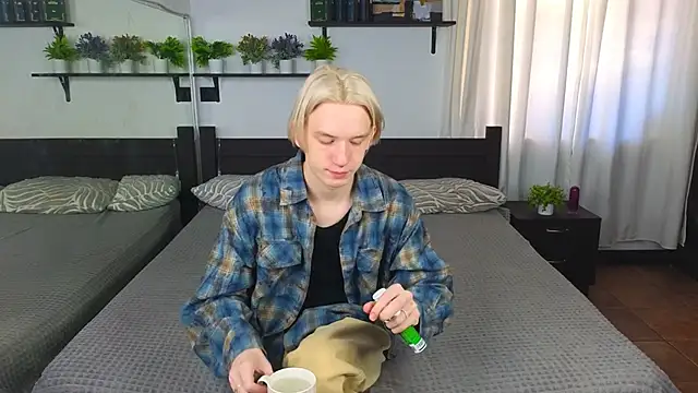 Ron Vils online show from November 30, 8:07 am