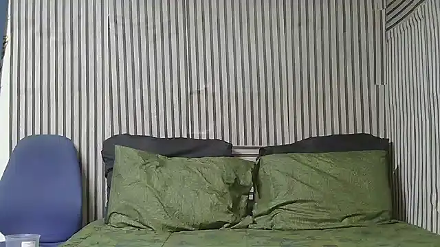 indiansuga online show from December 18, 8:09 am