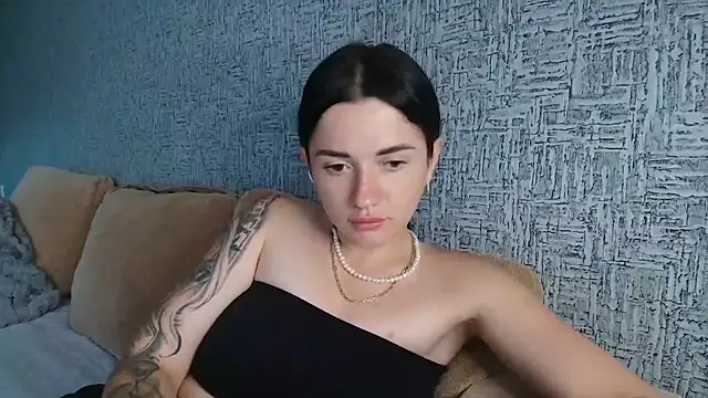 Snapshot of Liana_diva chatting on June 26, 1:26 pm Liana diva online show from June 26, 1:26 pm