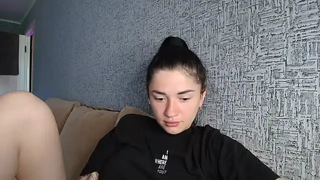 Snapshot of Liana_diva chatting on June 28, 10:10 am Liana diva online show from June 28, 10:10 am