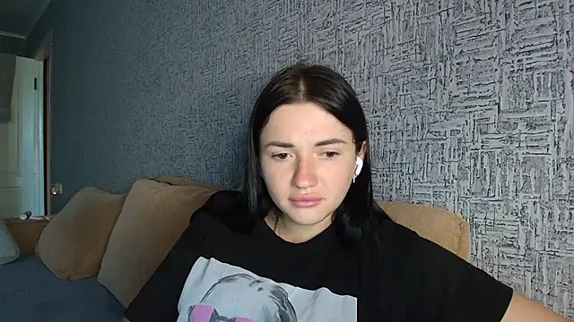 Snapshot of Liana_diva chatting on July 20, 11:45 am Liana diva online show from July 20, 11:45 am