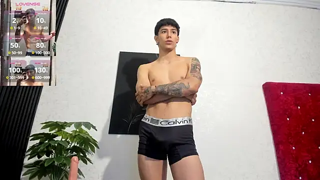 Cristopher23  online show from February 9, 8:02 pm