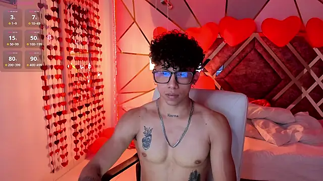 AkazaBoy  online show from February 23, 3:45 am