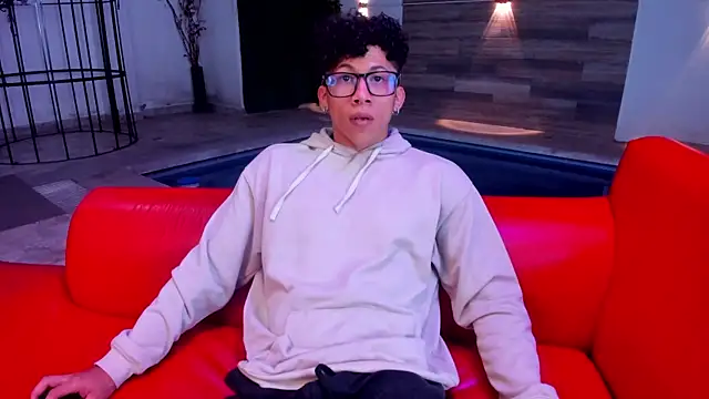 AkazaBoy  online show from September 11, 4:34 am