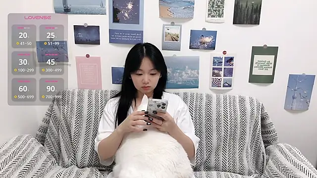 Snapshot of LiLiYbaby chatting on September 16, 6:25 am LiLiYbaby online show from September 16, 6:25 am