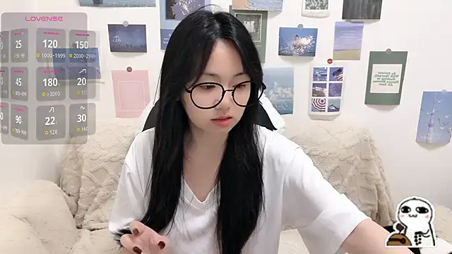 LiLiYbaby online show from February 9, 6:17 am