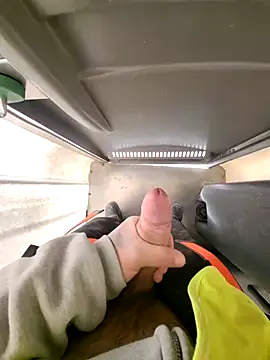 omarito100 online show from November 28, 10:40 am