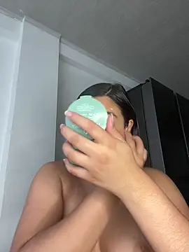 floriamANDjazmin online show from March 23, 7:29 pm