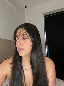 floriamANDjazmin online show from July 29, 9:24 pm