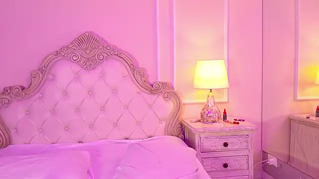 SamanthaPierce online show from February 25, 4:55 am