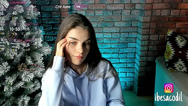 Snapshot of adriana_allien chatting on December 19, 11:46 pm adriana allien online show from December 19, 11:46 pm