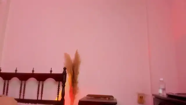 Snapshot of SailorxSindy chatting on December 5, 9:17 pm SailorxSindy online show from December 5, 9:17 pm