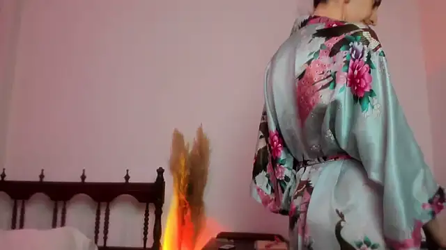 Snapshot of SailorxSindy chatting on December 7, 6:15 pm SailorxSindy online show from December 7, 6:15 pm