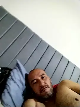 Snapshot of jota123345 chatting on January 11, 4:39 am jota123345 online show from January 11, 4:39 am