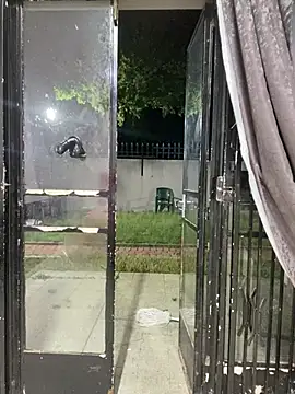 Snapshot of BeautyAuroa chatting on February 8, 7:27 pm BeautyAuroa online show from February 8, 7:27 pm