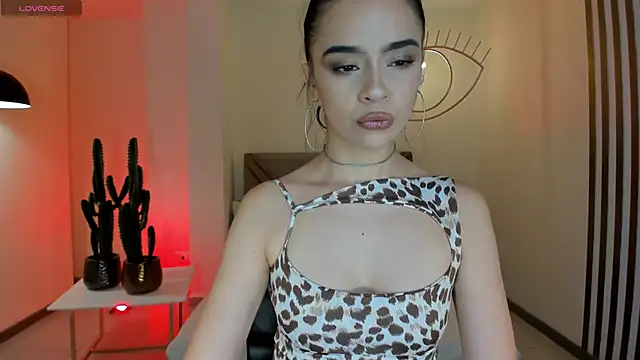 AlanaCraft online show from March 21, 3:55 am