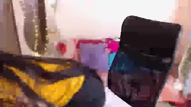 LUCY LI online show from January 6, 7:24 pm