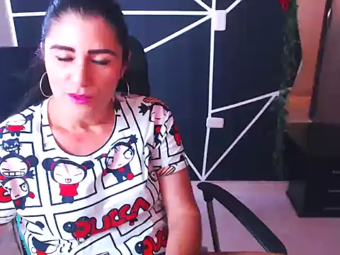 LUCY LI online show from March 3, 6:22 pm