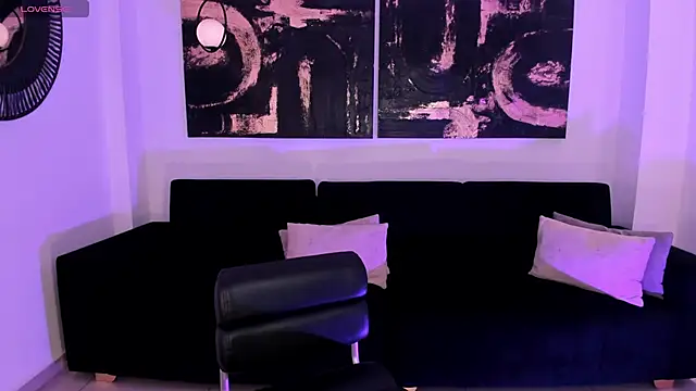 AllisonRogersX online show from September 28, 5:29 pm