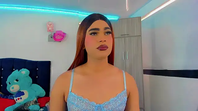 Hellen moons   online show from October 10, 7:13 pm