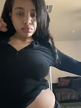 Snapshot of afavoredangel chatting on February 26, 9:58 pm afavoredangel online show from February 26, 9:58 pm