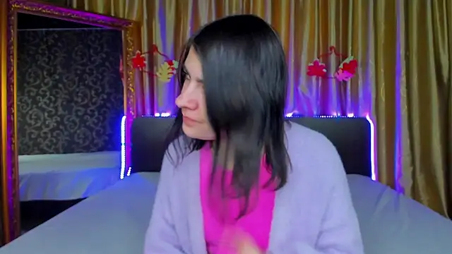  Polly Love  online show from November 26, 7:20 am