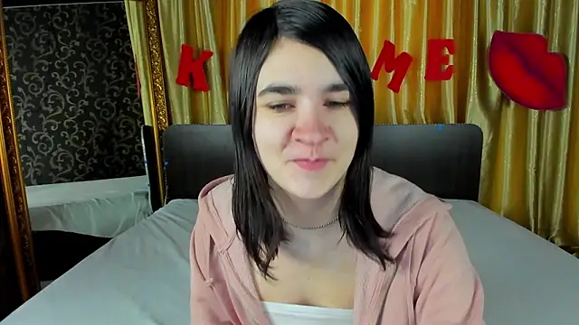  Polly Love  online show from February 22, 7:19 am