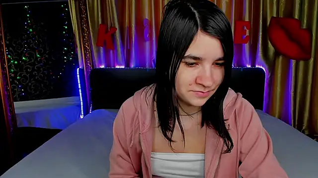  Polly Love  online show from February 23, 7:17 am