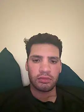 EstesEntey online show from January 31, 10:31 am