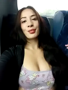 Snapshot of SAMANTHA-16_ chatting on December 7, 1:18 pm SAMANTHA-16 online show from December 7, 1:18 pm