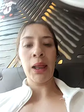 Snapshot of SAMANTHA-16_ chatting on December 11, 4:53 pm SAMANTHA-16 online show from December 11, 4:53 pm