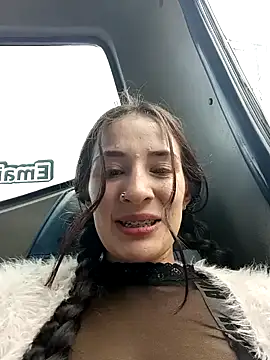 Snapshot of SAMANTHA-16_ chatting on January 9, 5:11 pm SAMANTHA-16 online show from January 9, 5:11 pm