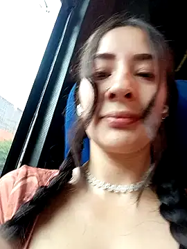 Snapshot of SAMANTHA-16_ chatting on January 21, 1:11 pm SAMANTHA-16 online show from January 21, 1:11 pm