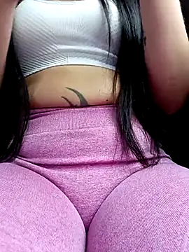 Snapshot of SAMANTHA-16_ chatting on February 6, 2:26 pm SAMANTHA-16 online show from February 6, 2:26 pm