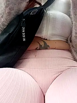 Snapshot of SAMANTHA-16_ chatting on March 18, 12:58 pm SAMANTHA-16 online show from March 18, 12:58 pm