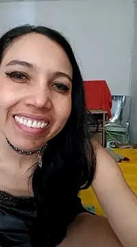Snapshot of KimPielCanela chatting on March 2, 5:36 pm KimPielCanela online show from March 2, 5:36 pm