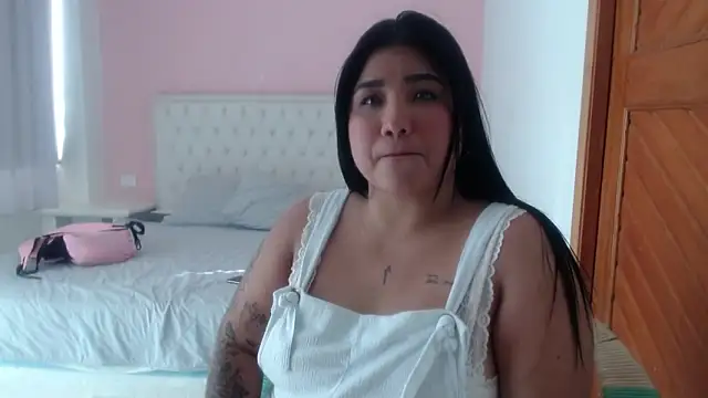 Snapshot of Gabycutee chatting on January 10, 7:37 pm Gabycutee online show from January 10, 7:37 pm
