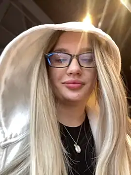 Holly Molii online show from January 12, 8:14 am